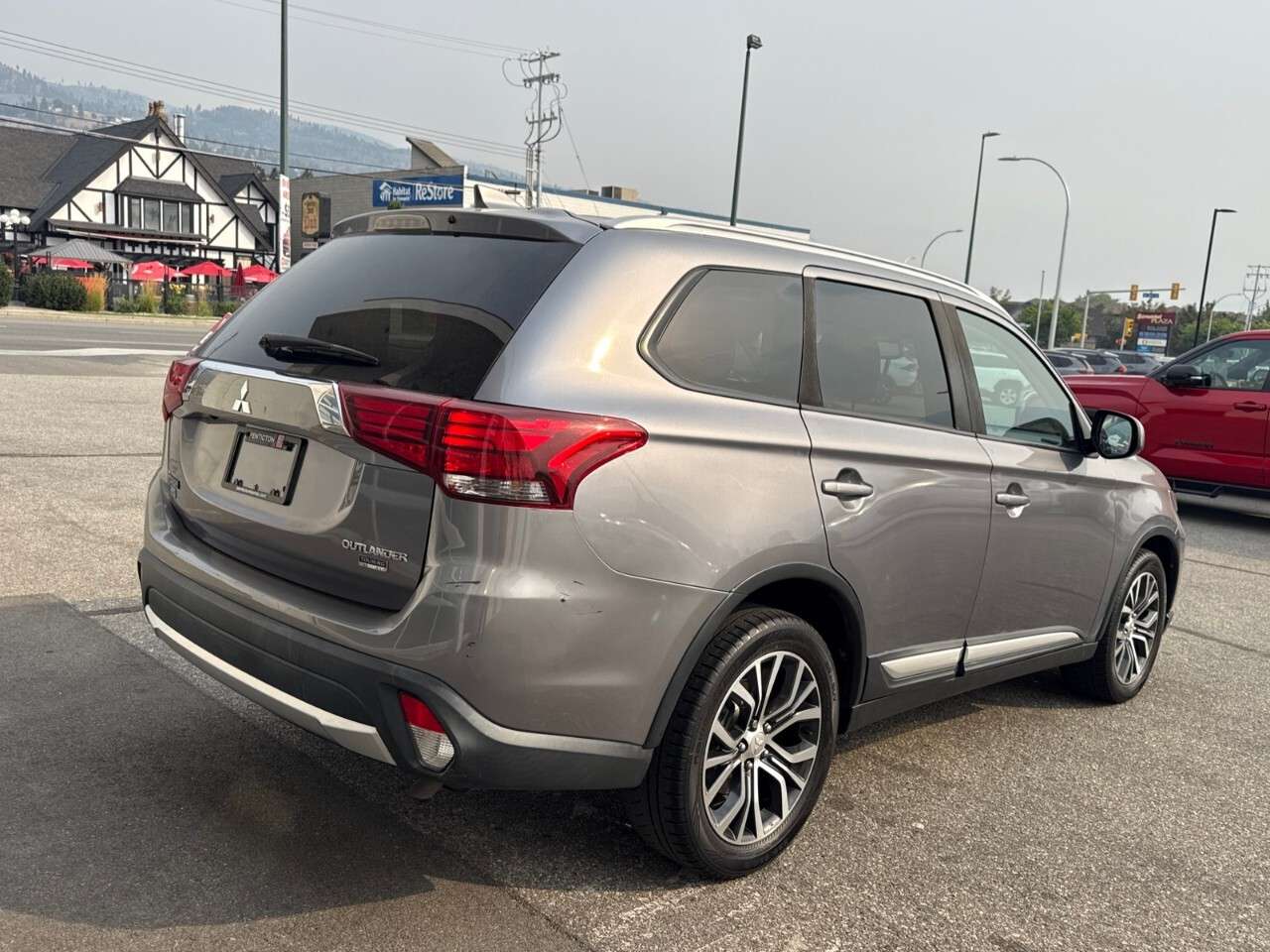 2018 Mitsubishi Outlander ES AWC — снимка 1