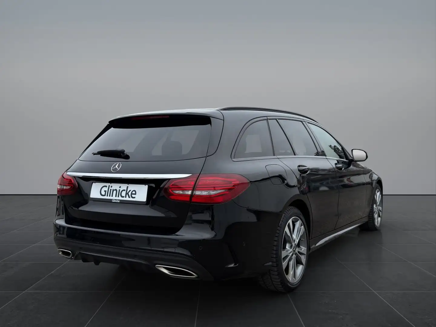 Mercedes-Benz C 400 T AMG Line 4Matic Night Pack Pano Schwarz - 2