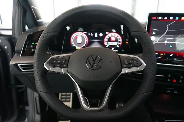 Volkswagen Golf view 12
