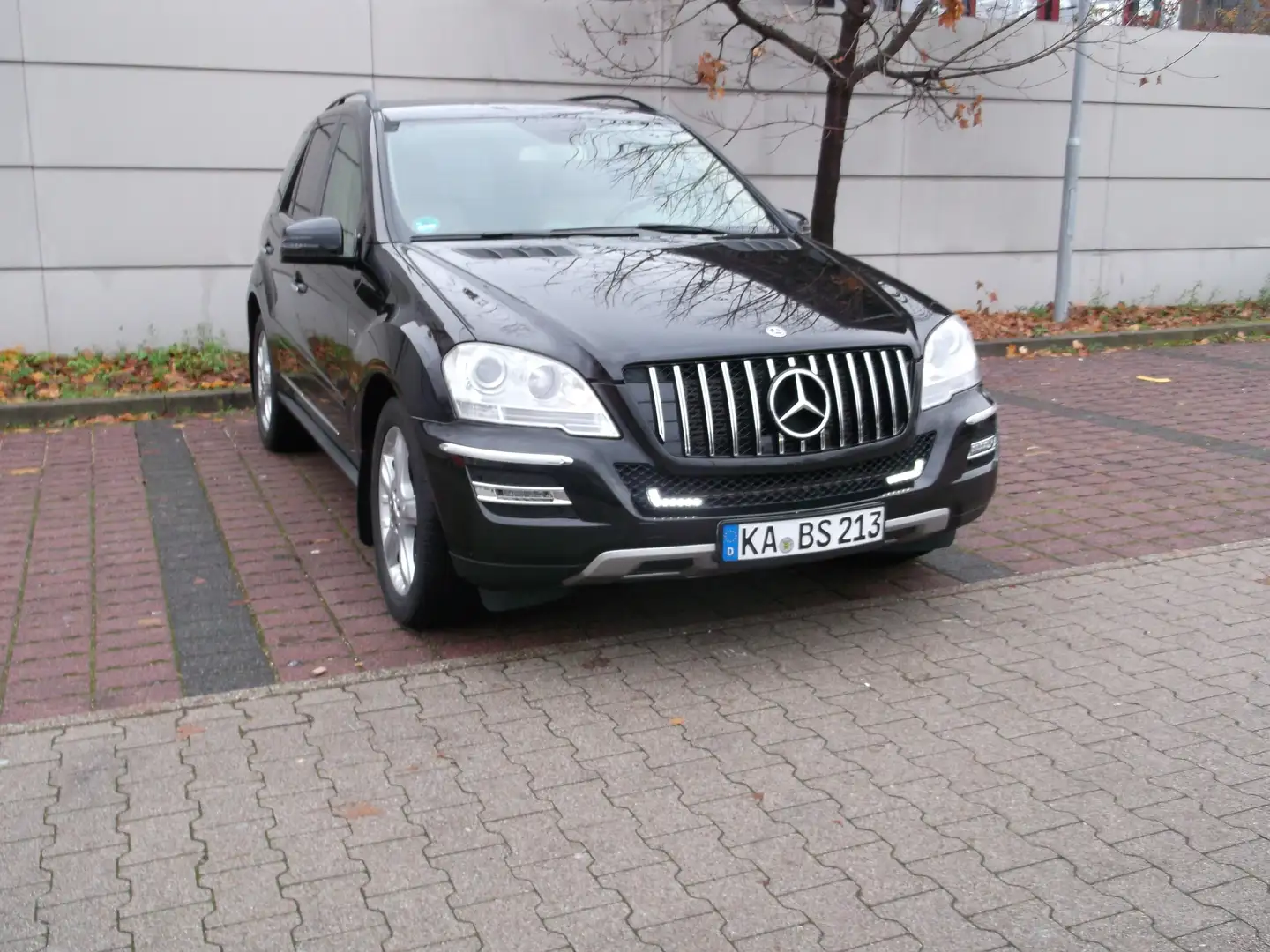 Mercedes-Benz ML 300 ML 300 CDI 4Matic 7G-TRONIC DPF BlueEFFICIENCY Nero - 1