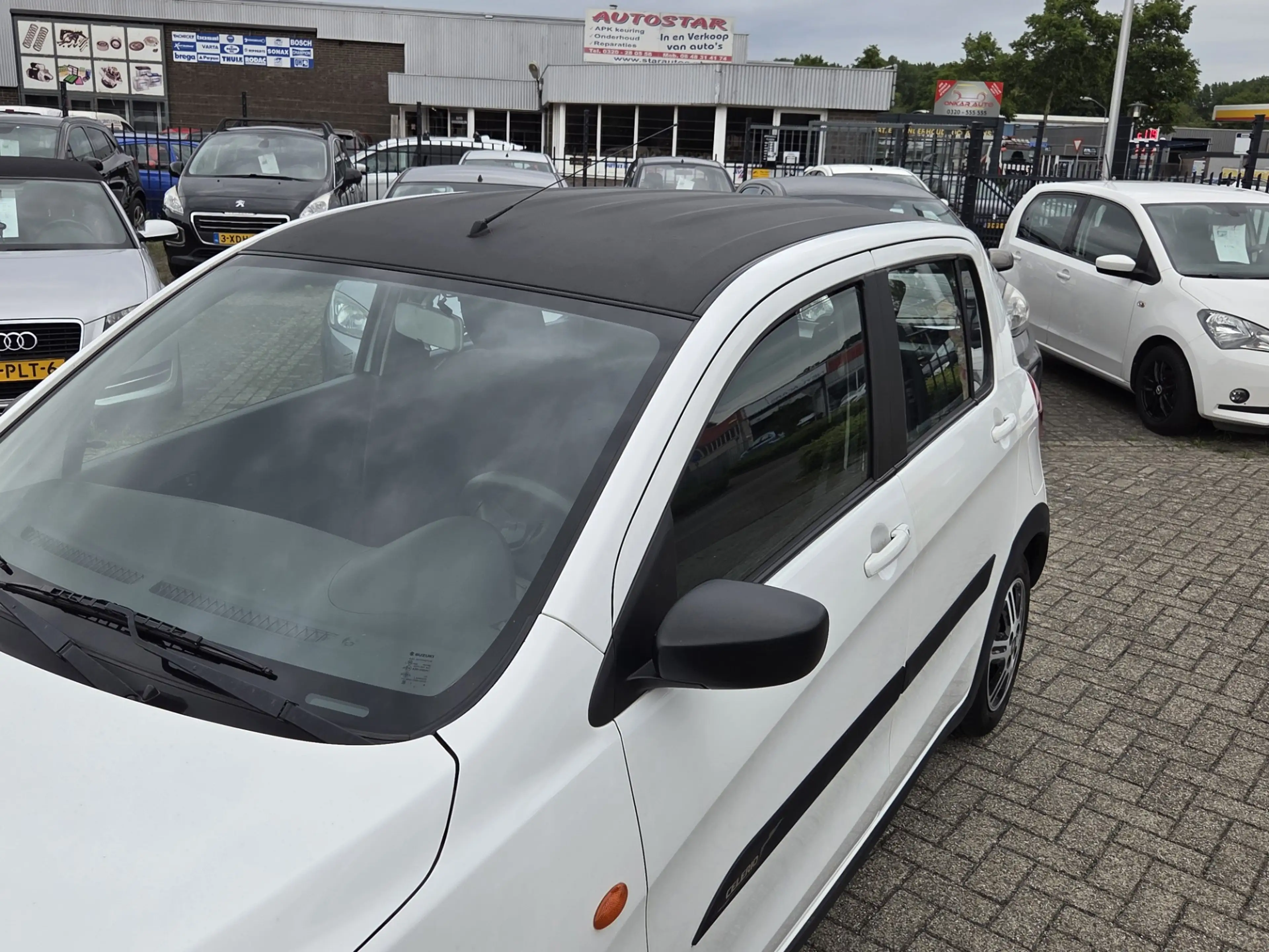 Suzuki Celerio 1.0 Comfort/NAVI/APPELCARPLAY — photo 9