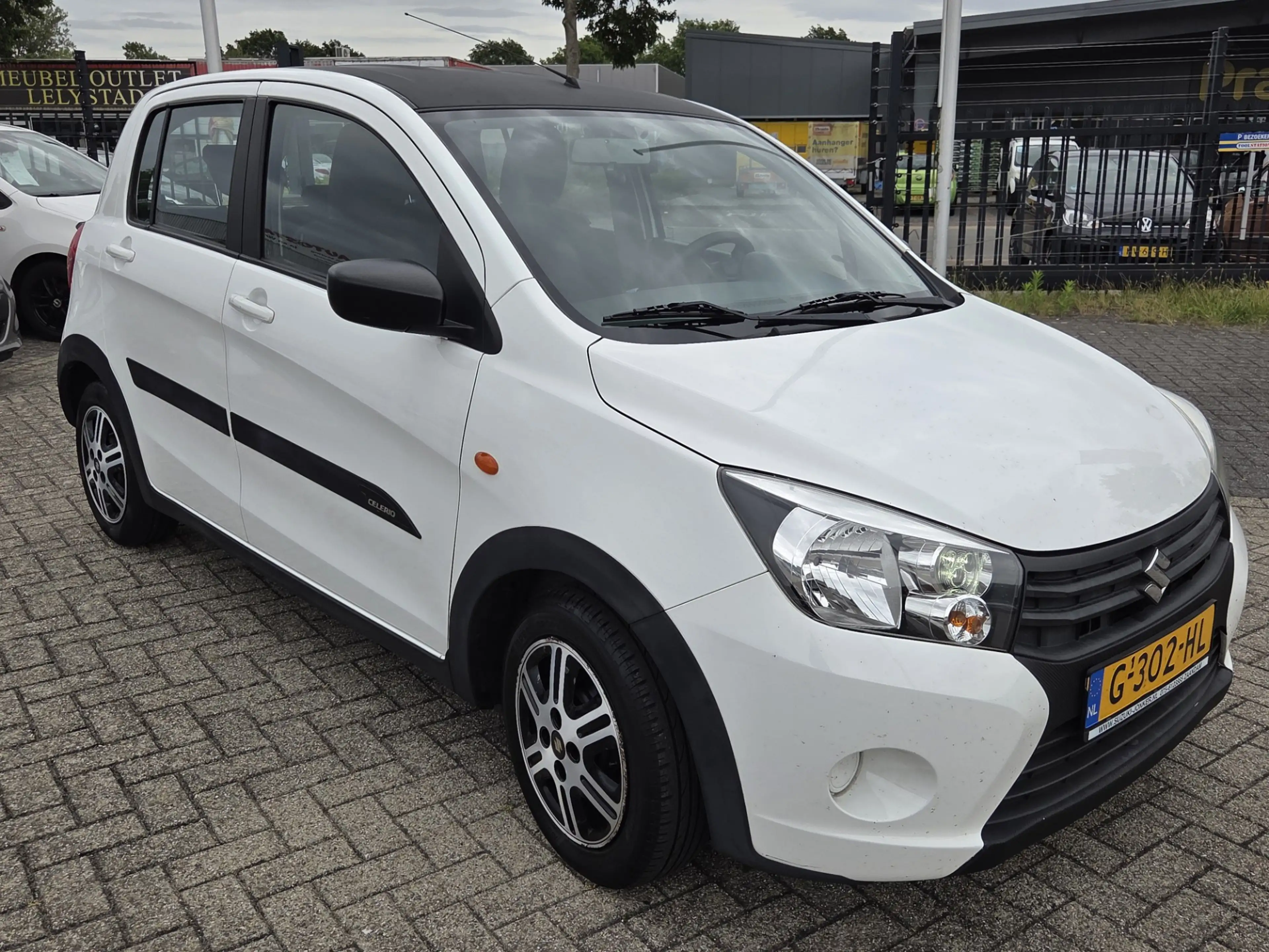 Suzuki Celerio 1.0 Comfort/NAVI/APPELCARPLAY — photo 4