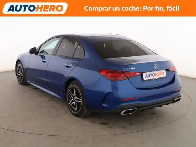 Mercedes-Benz C-Class view 4