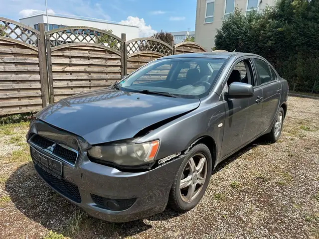 Mitsubishi Lancer 1.5 Limousine 109 PS* KLIMA*UNFALL*1.HD!*