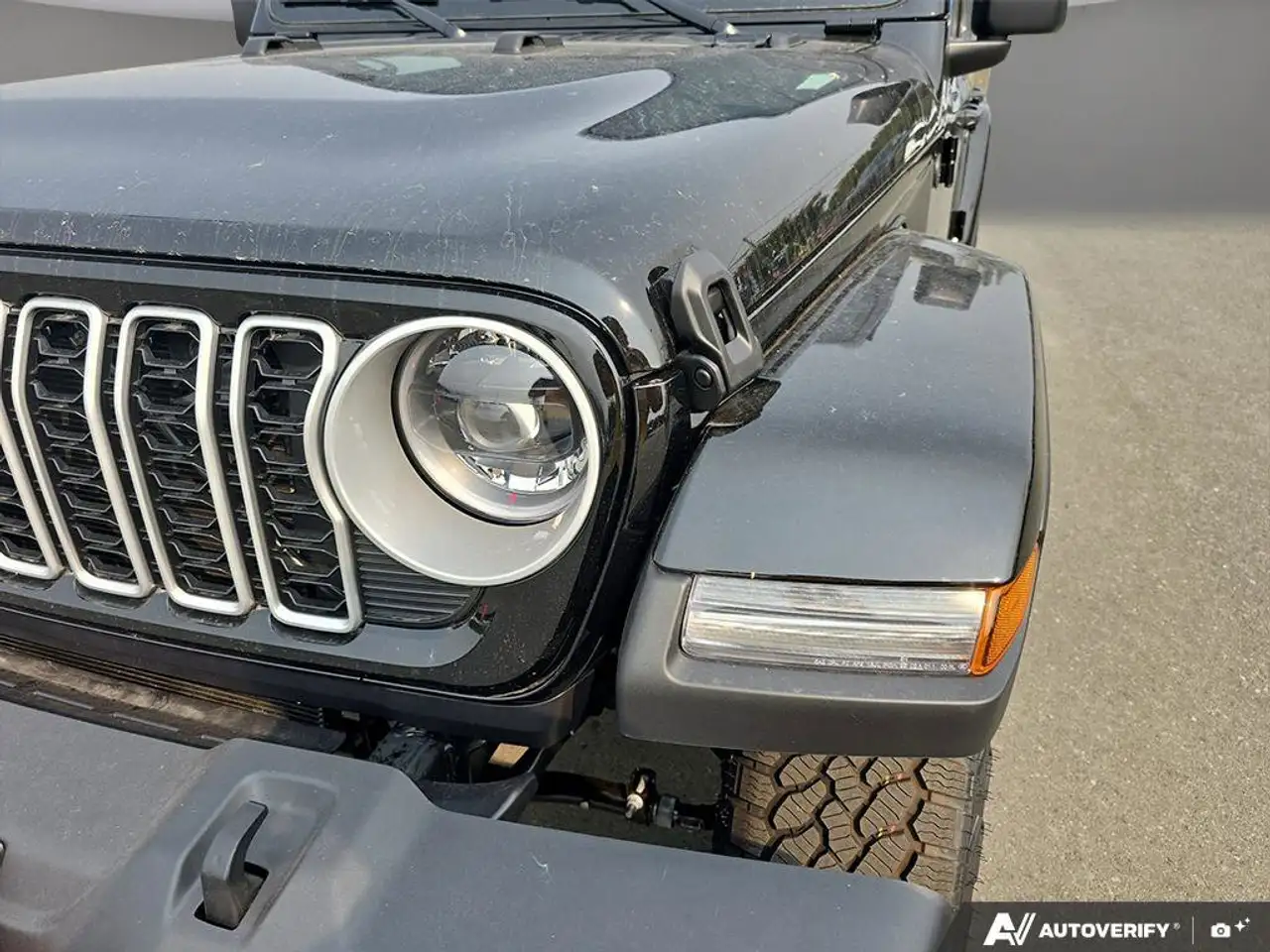 Jeep Wrangler снимка Jeep Wrangler