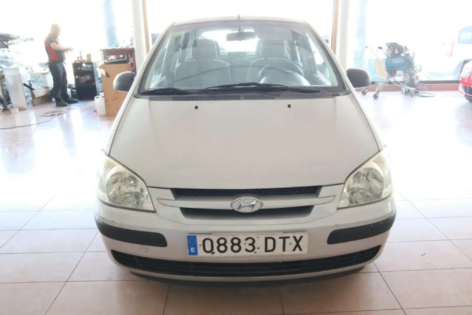 Hyundai Getz 1.1 Gris - 2