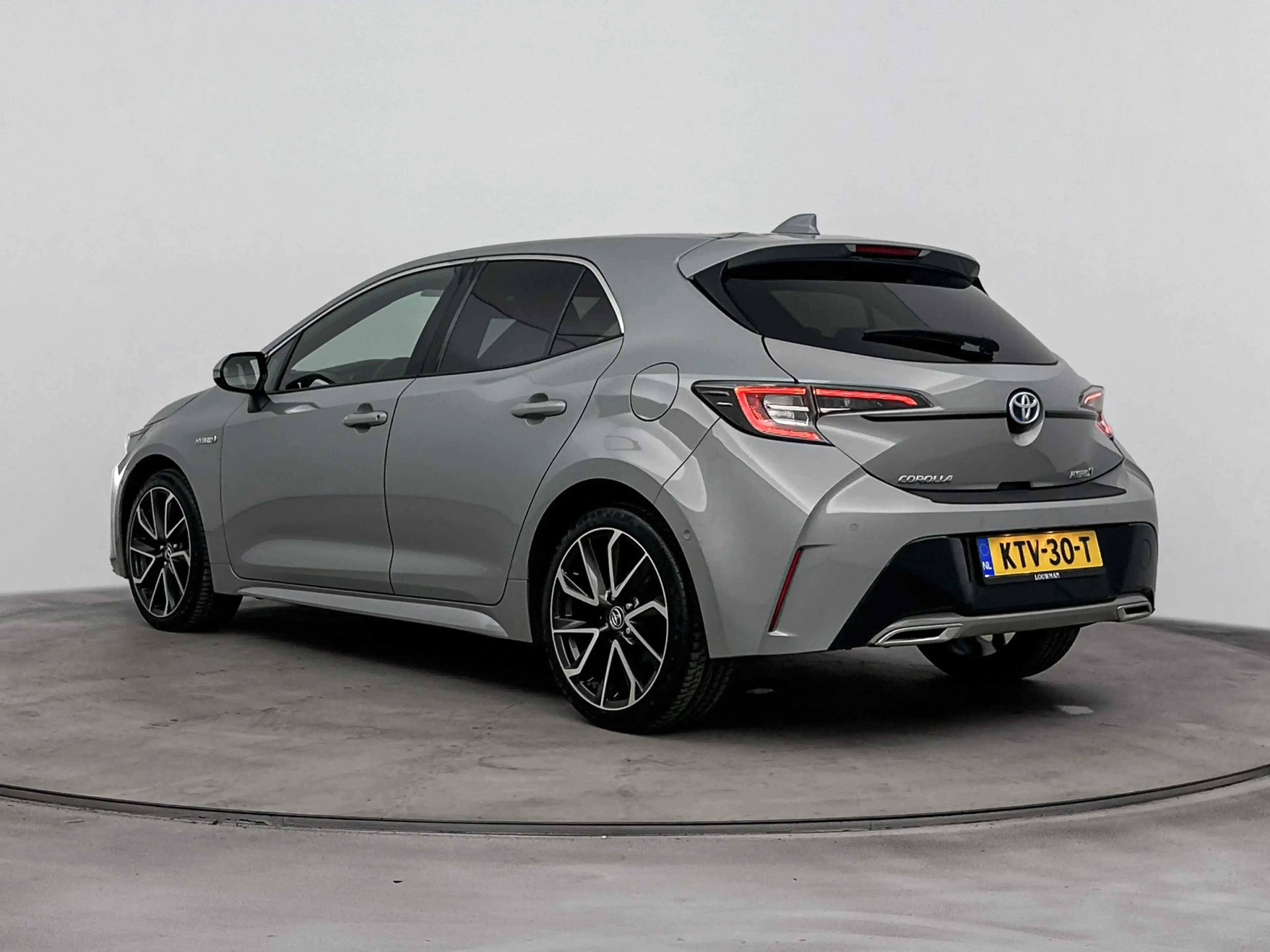 Toyota Corolla 2.0 Hybrid Executive Limited | Parkeersensoren V+A — photo 13