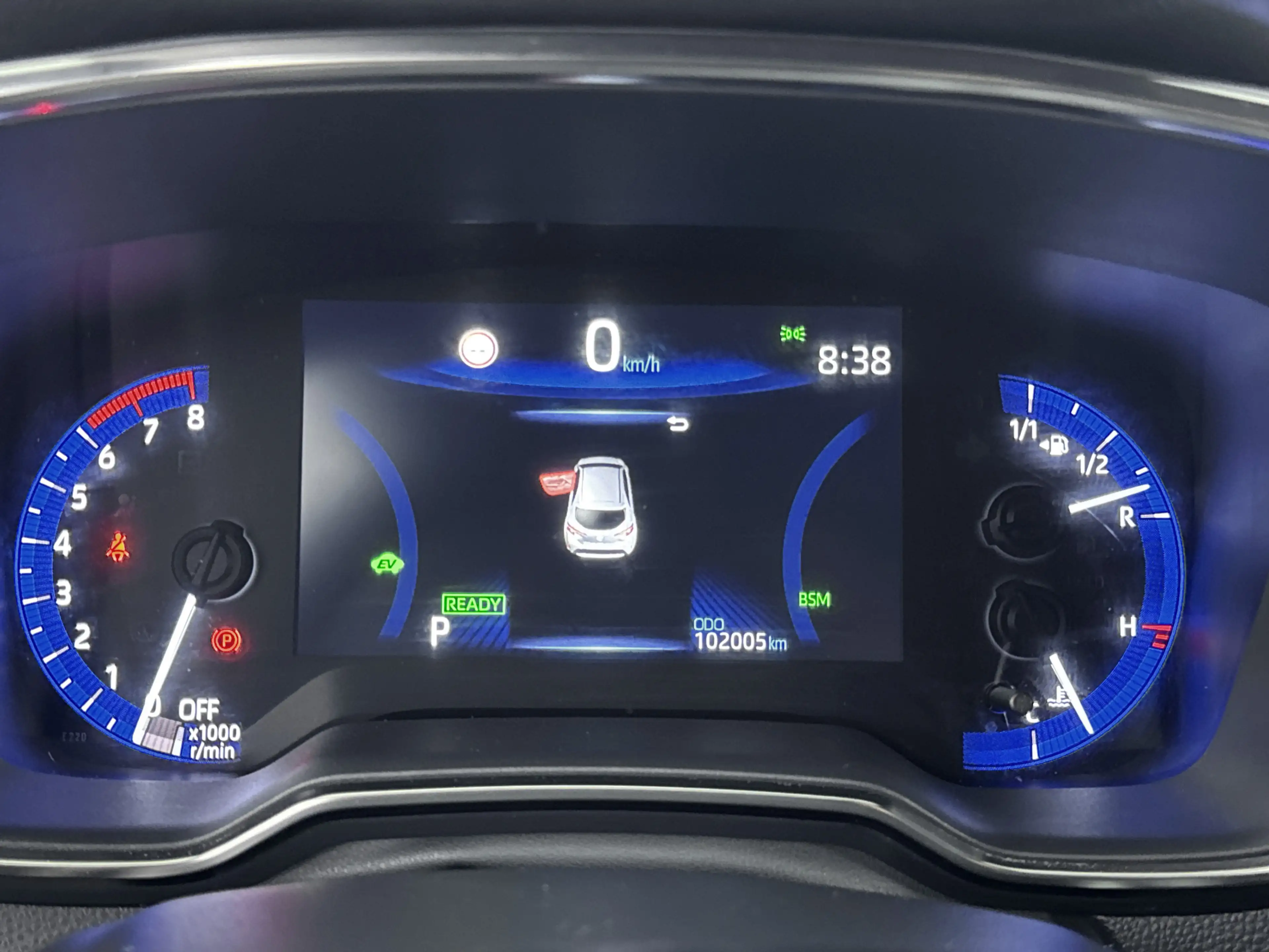 Toyota Corolla 2.0 Hybrid Executive Limited | Parkeersensoren V+A — photo 5