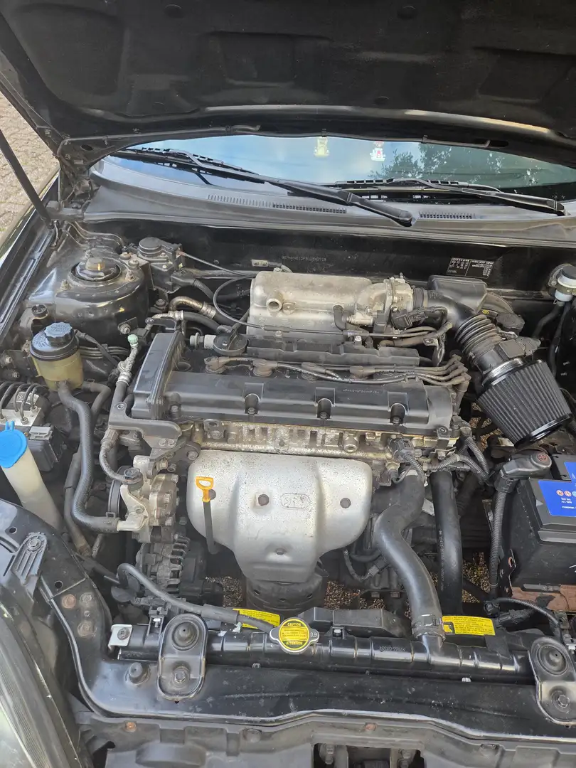 Hyundai Coupe Coupe 2.0i-16V Dynamic Schwarz - 2