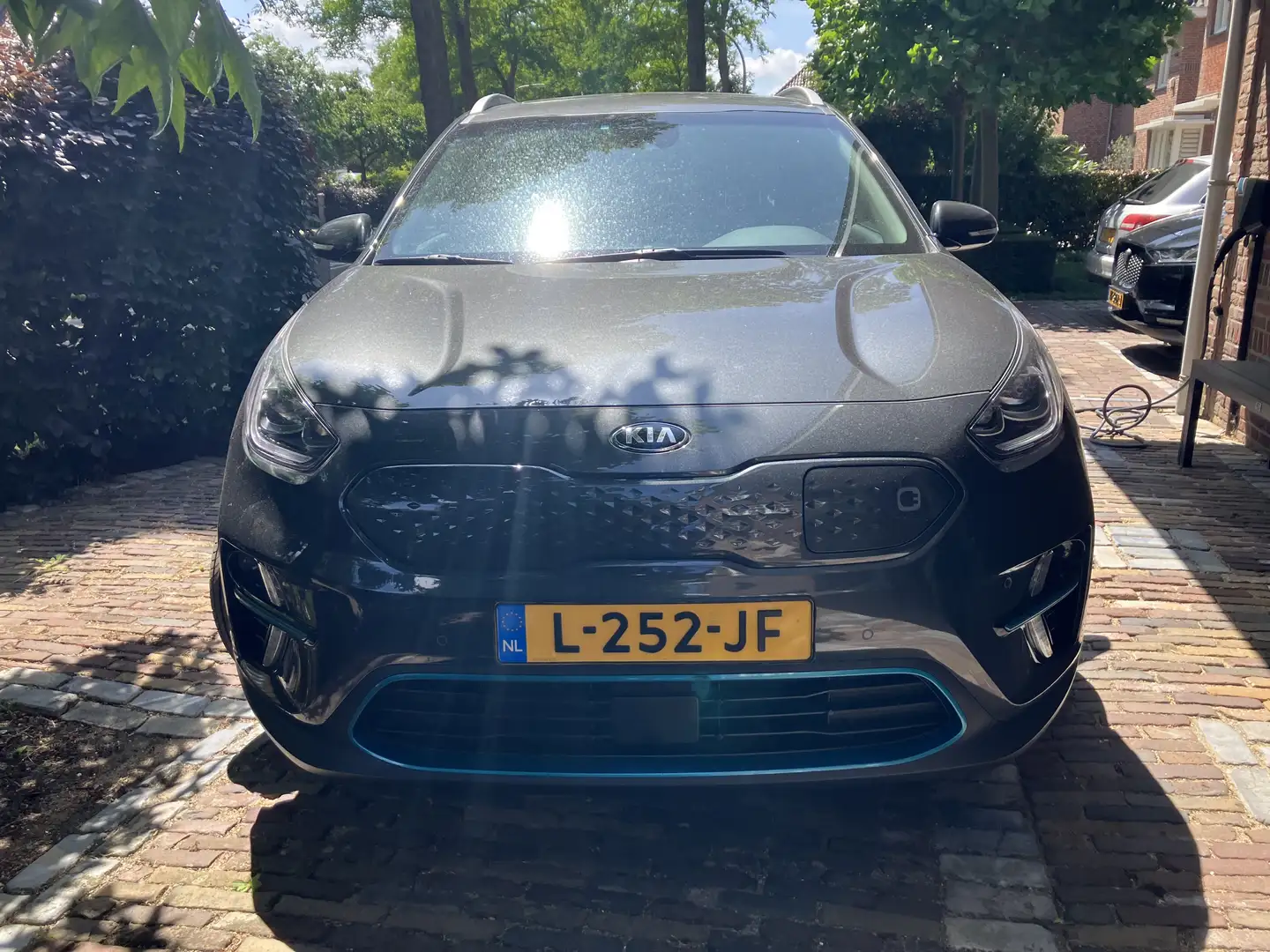 Kia Niro Dyn.PlusLine 39 kWh 1e eig Grijs - 2