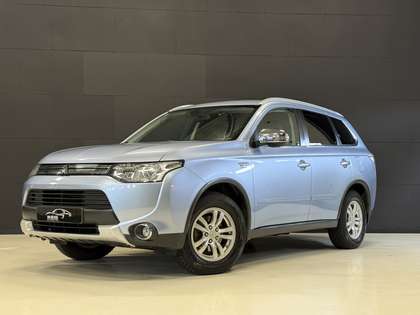 Mitsubishi Outlander 2.0 PHEV Business Edition X-Line | Camera | Trekha