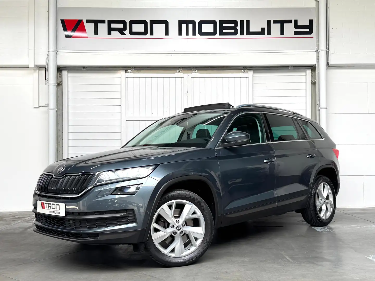 Skoda Kodiaq Kodiaq 2.0TSI 4x4 DSG Style PANO*CAM*CARPLAY*LEDER Gris - 1