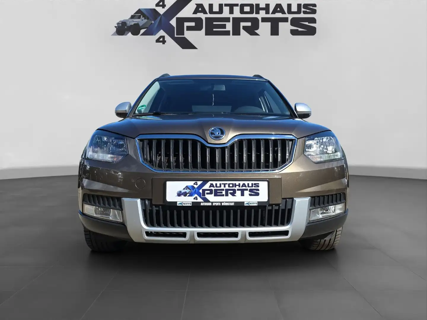 Skoda Yeti YETI 2.0 TDI | COOL EDITION | OUTDOOR | 1.HAND Braun - 1