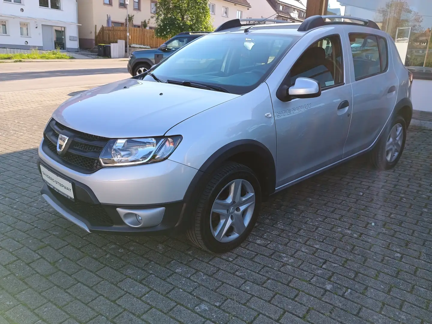 Dacia Sandero Stepway Ambiance Tce 90 - 1