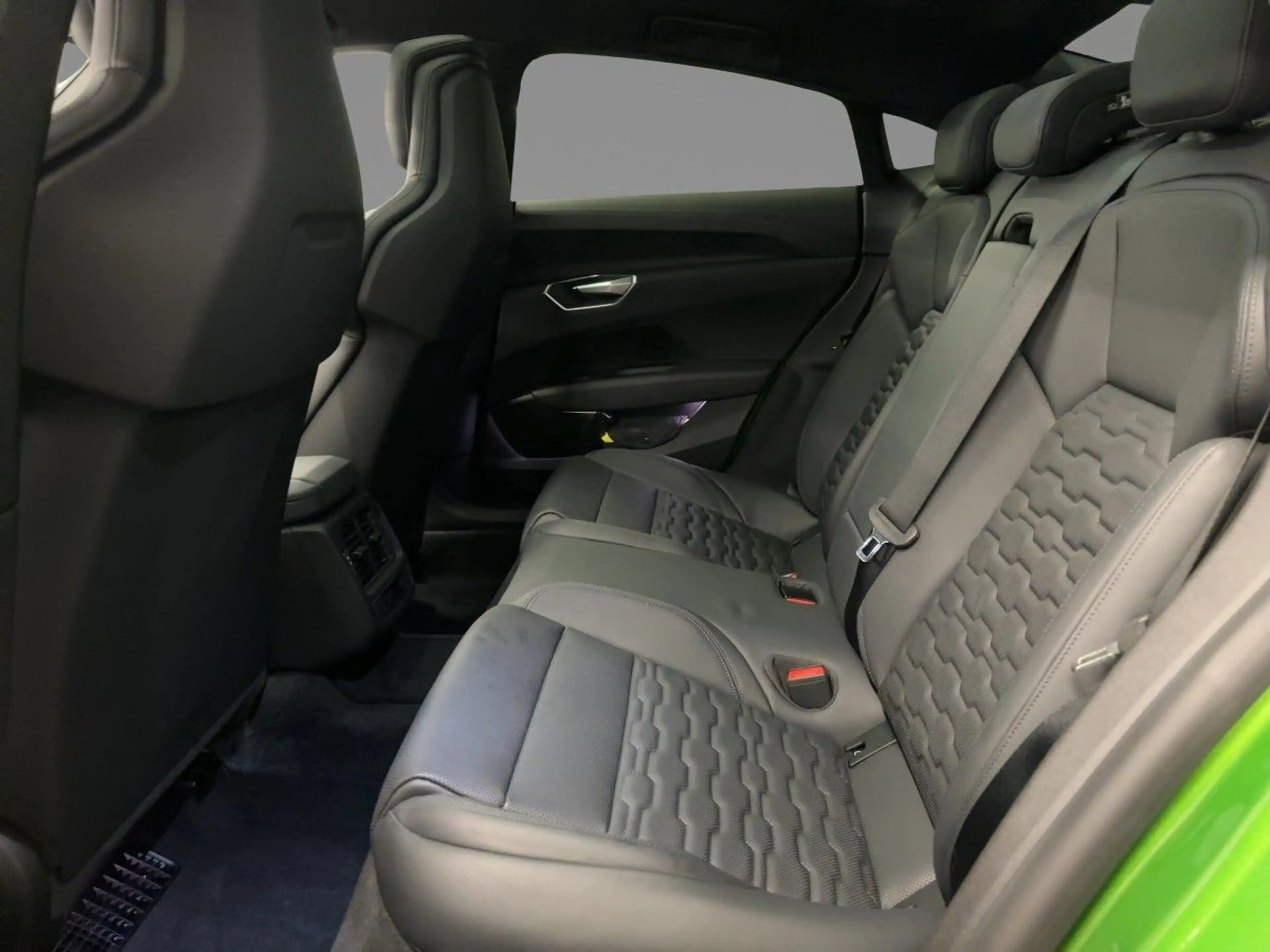 Audi e-tron GT e-tron GT qu. 360°K MATRIX NAVI PANO HUD B&O — photo 11