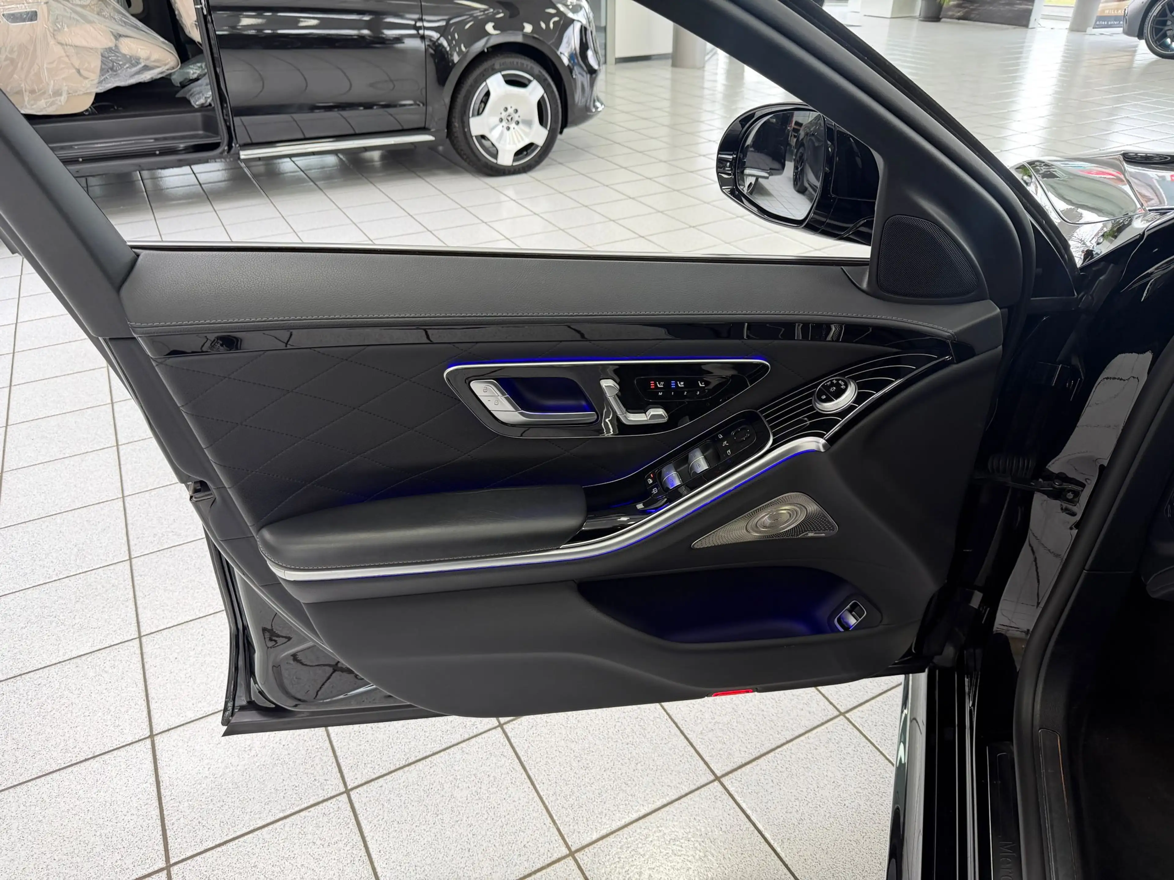 Mercedes-Benz S 580 e AMG*AIRM*PANO*BURM*HUD*DISTR*SOFT*360° — photo 9