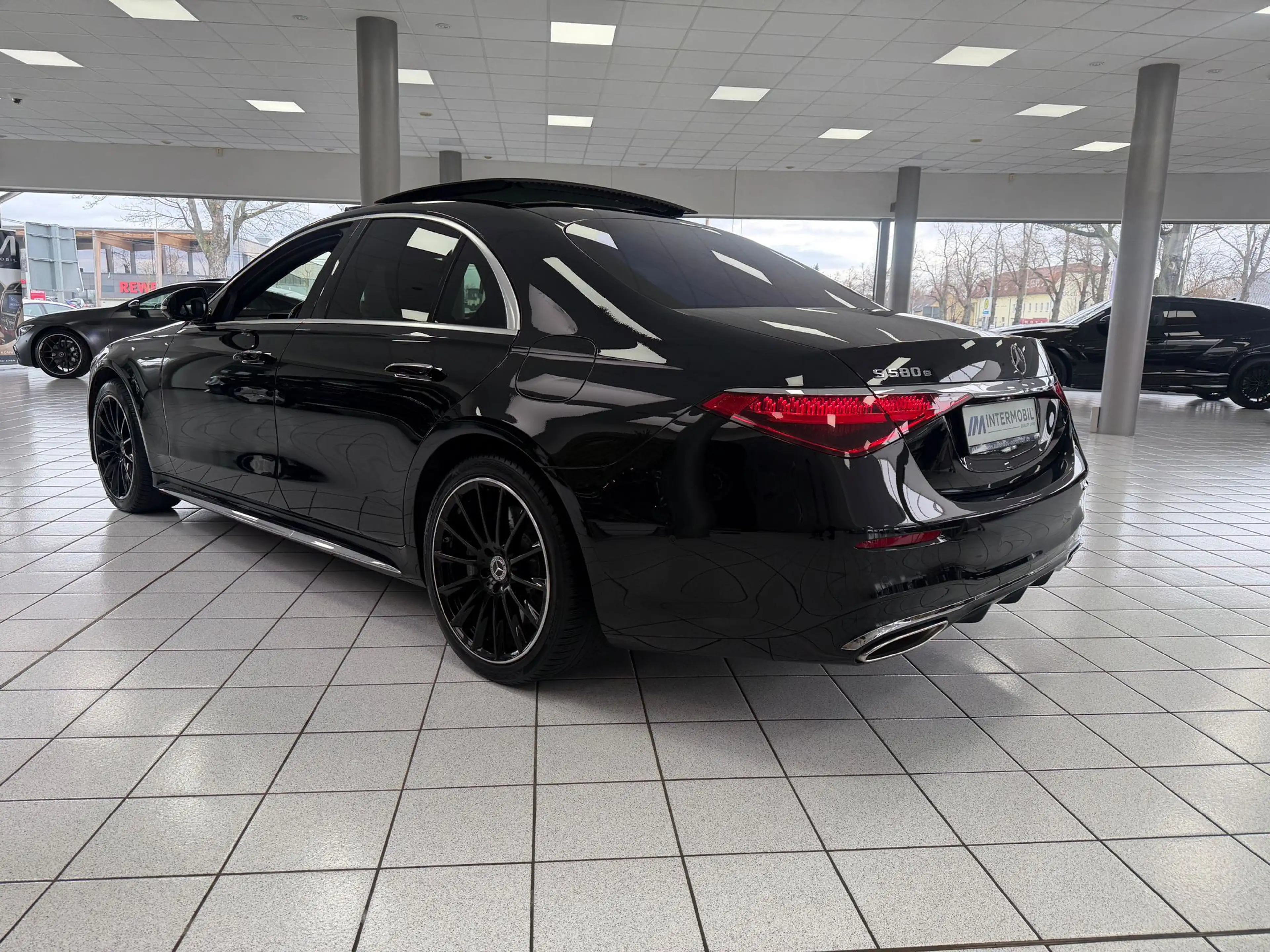 Mercedes-Benz S 580 e AMG*AIRM*PANO*BURM*HUD*DISTR*SOFT*360° — photo 6