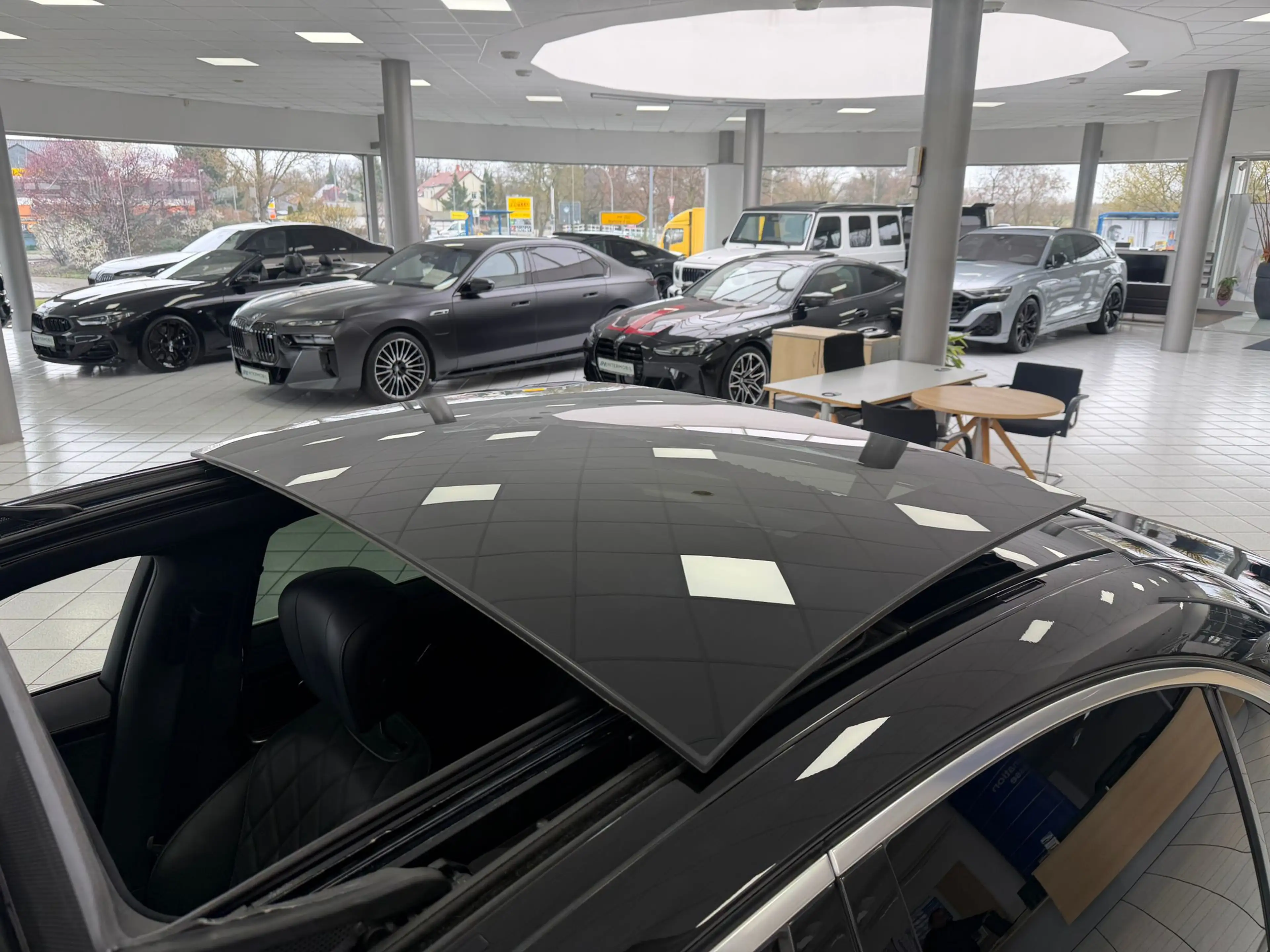 Mercedes-Benz S 580 e AMG*AIRM*PANO*BURM*HUD*DISTR*SOFT*360° — photo 7