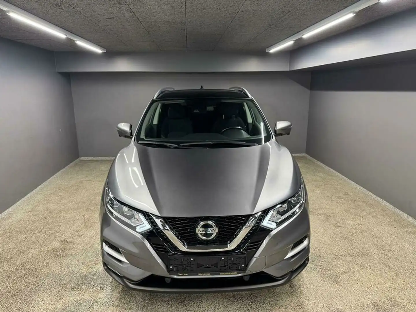 Nissan Qashqai N-Connecta 4x4 Gris - 2