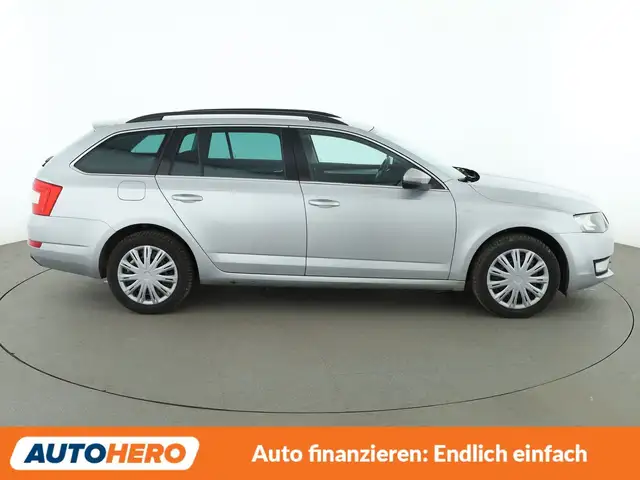 Skoda Octavia view 7