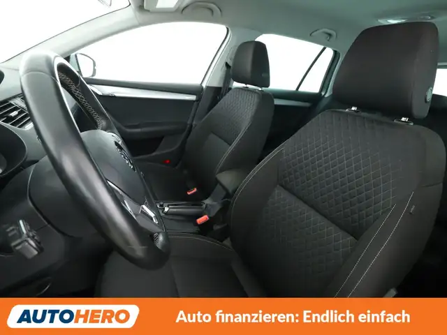 Skoda Octavia view 10