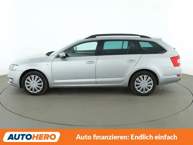 Skoda Octavia view 3