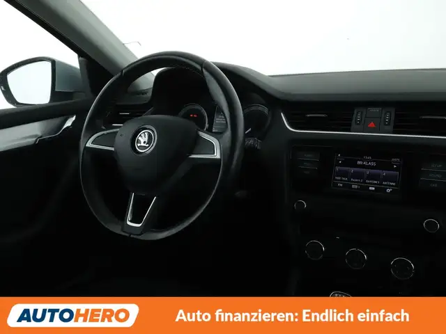 Skoda Octavia view 13