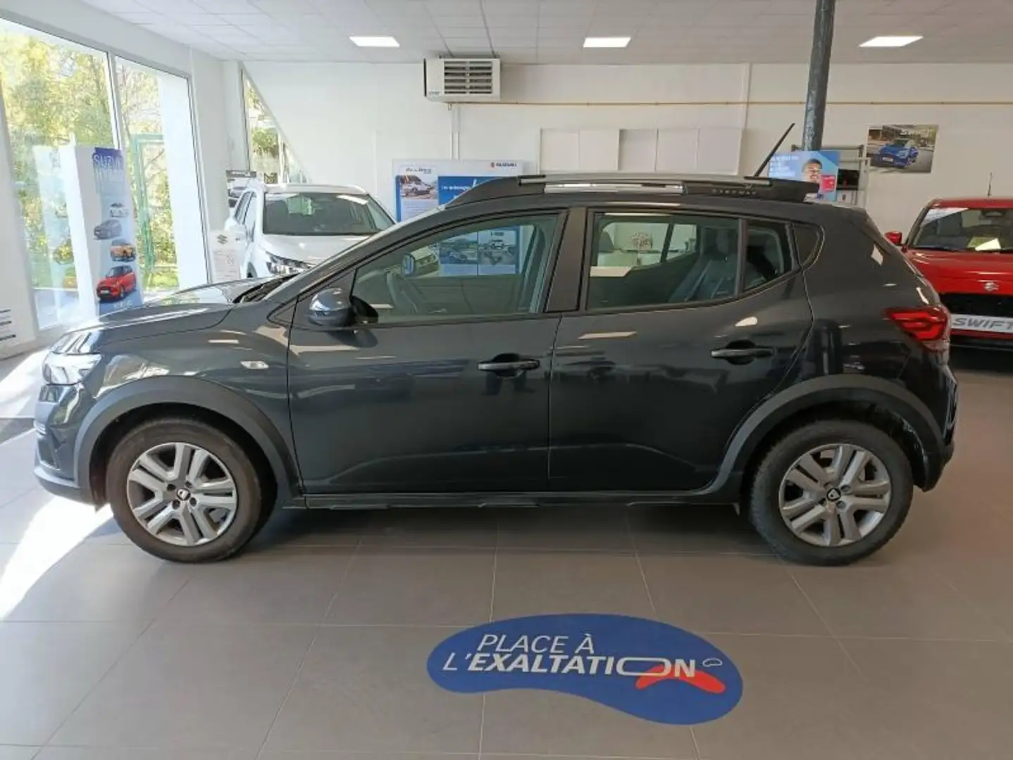 Dacia Sandero 1.0 ECO-G 100ch Stepway Confort Gris - 2
