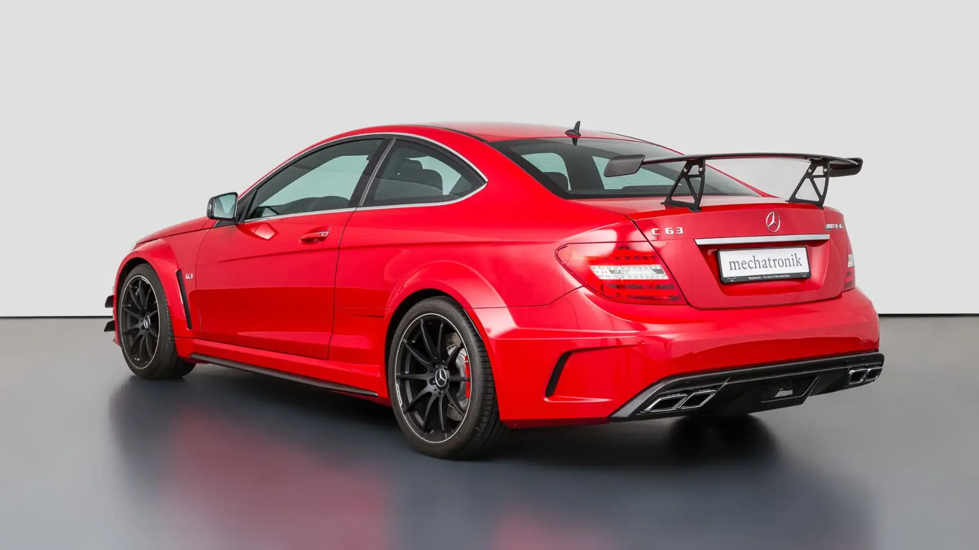 Mercedes-Benz C 63 AMG Black Series Rood - 2