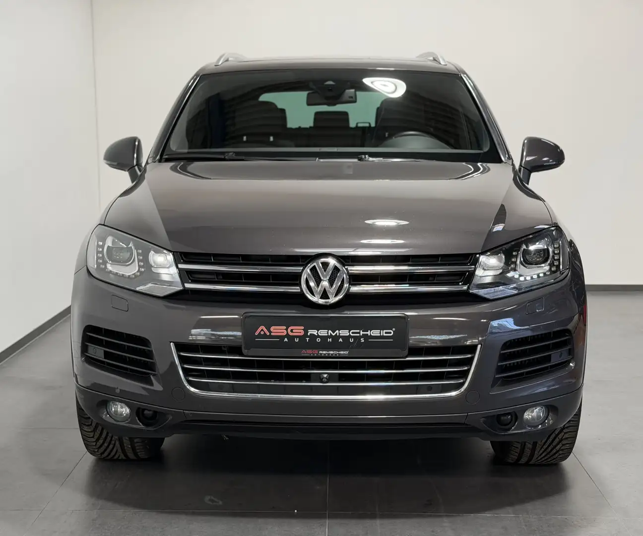 Volkswagen Touareg V6 TDI *20 *Pano *AHK *Kamera *Memory Grau - 2