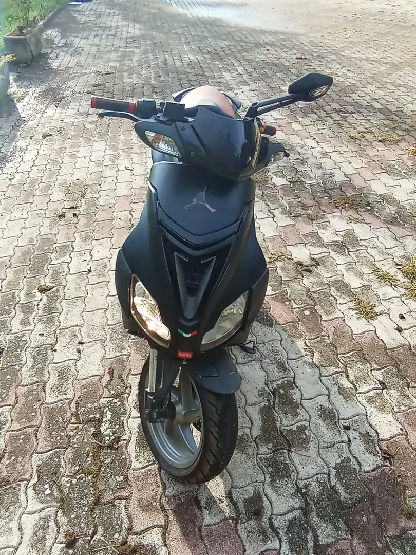 Aprilia SR 50 Zwart - 2