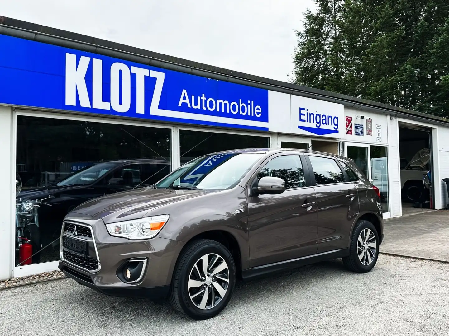 Mitsubishi ASX Kollektion Braun - 1