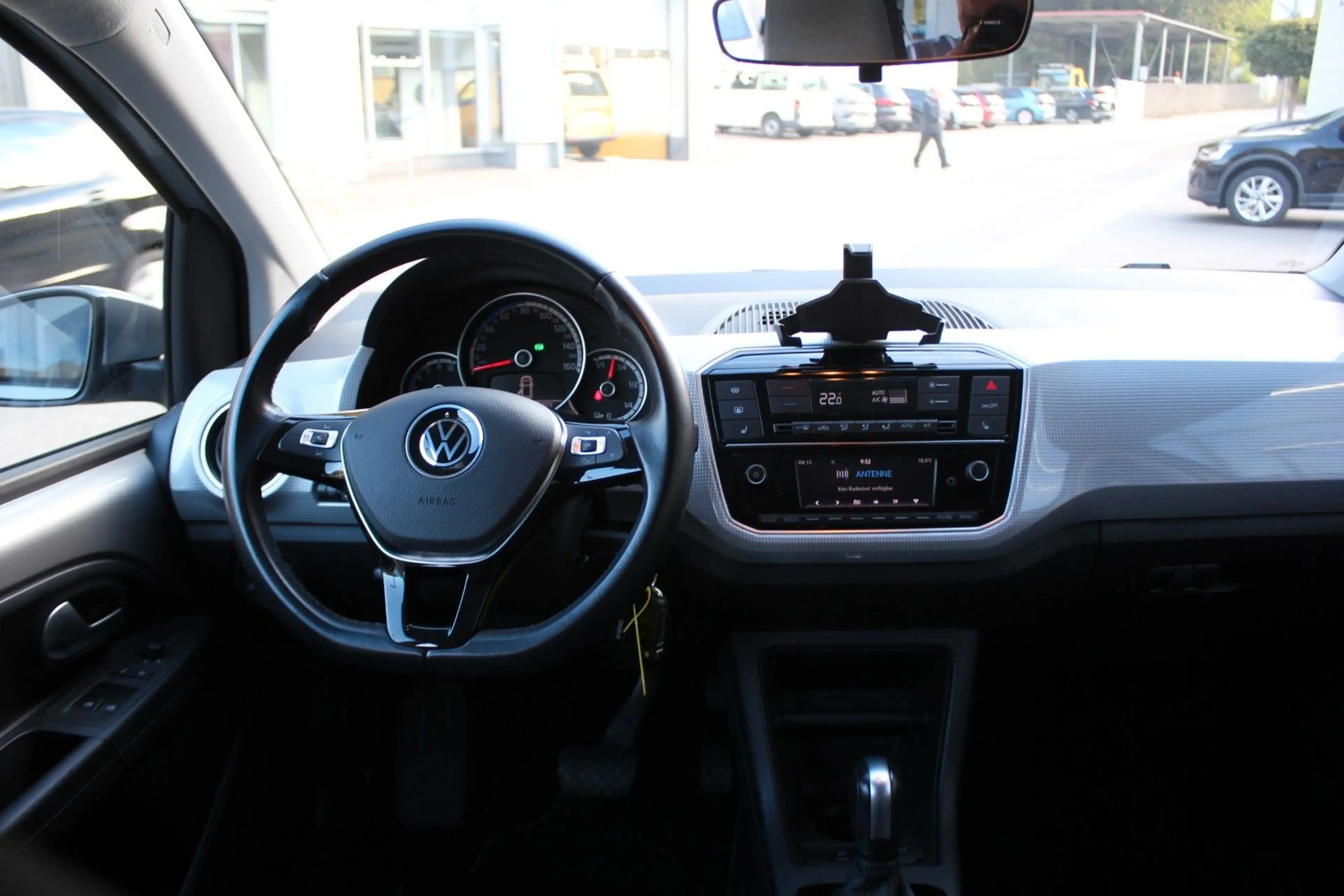 Volkswagen up! e-up! Style Plus 32 kWh Akku inkl. — photo 10