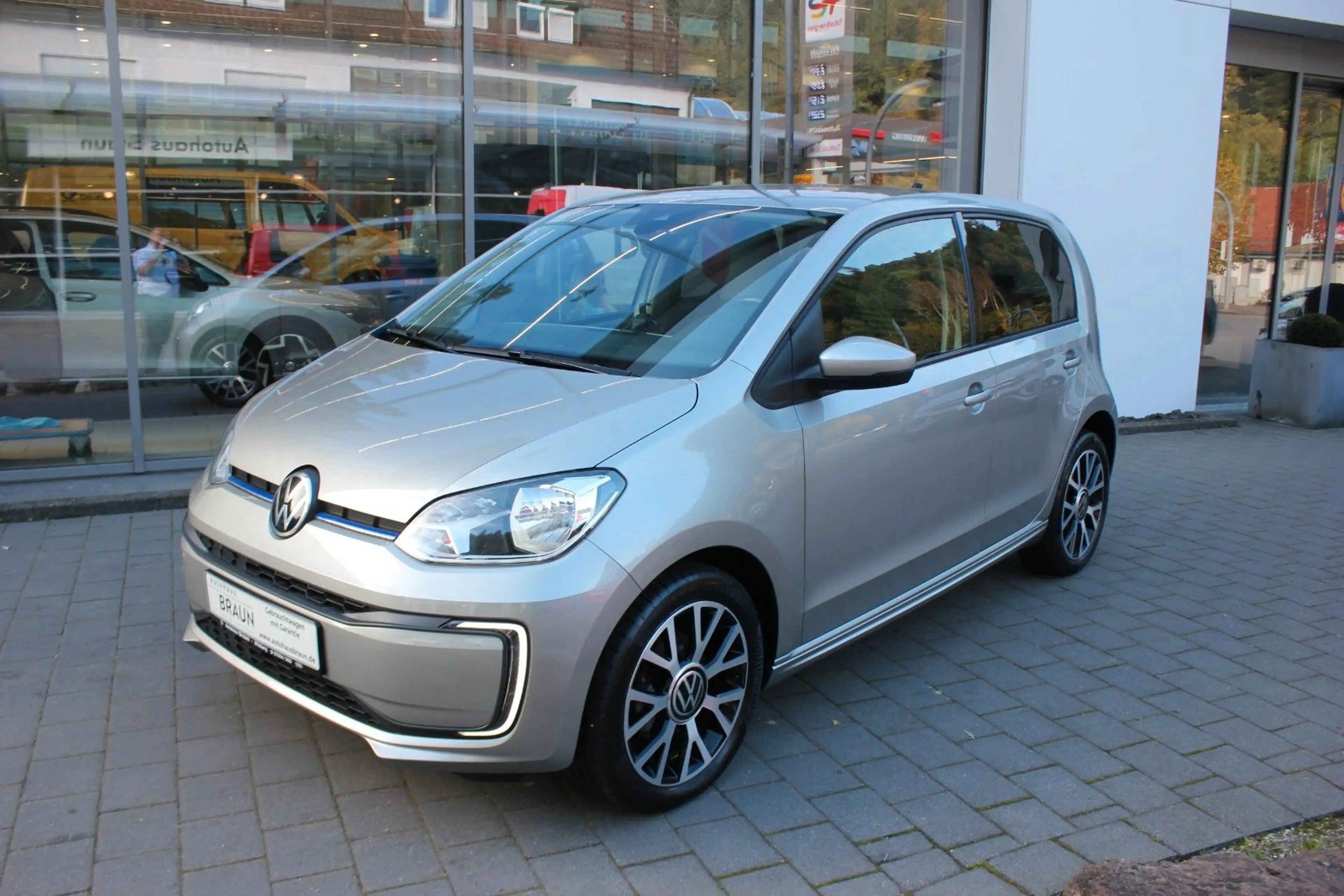 Volkswagen up! e-up! Style Plus 32 kWh Akku inkl. — photo 4