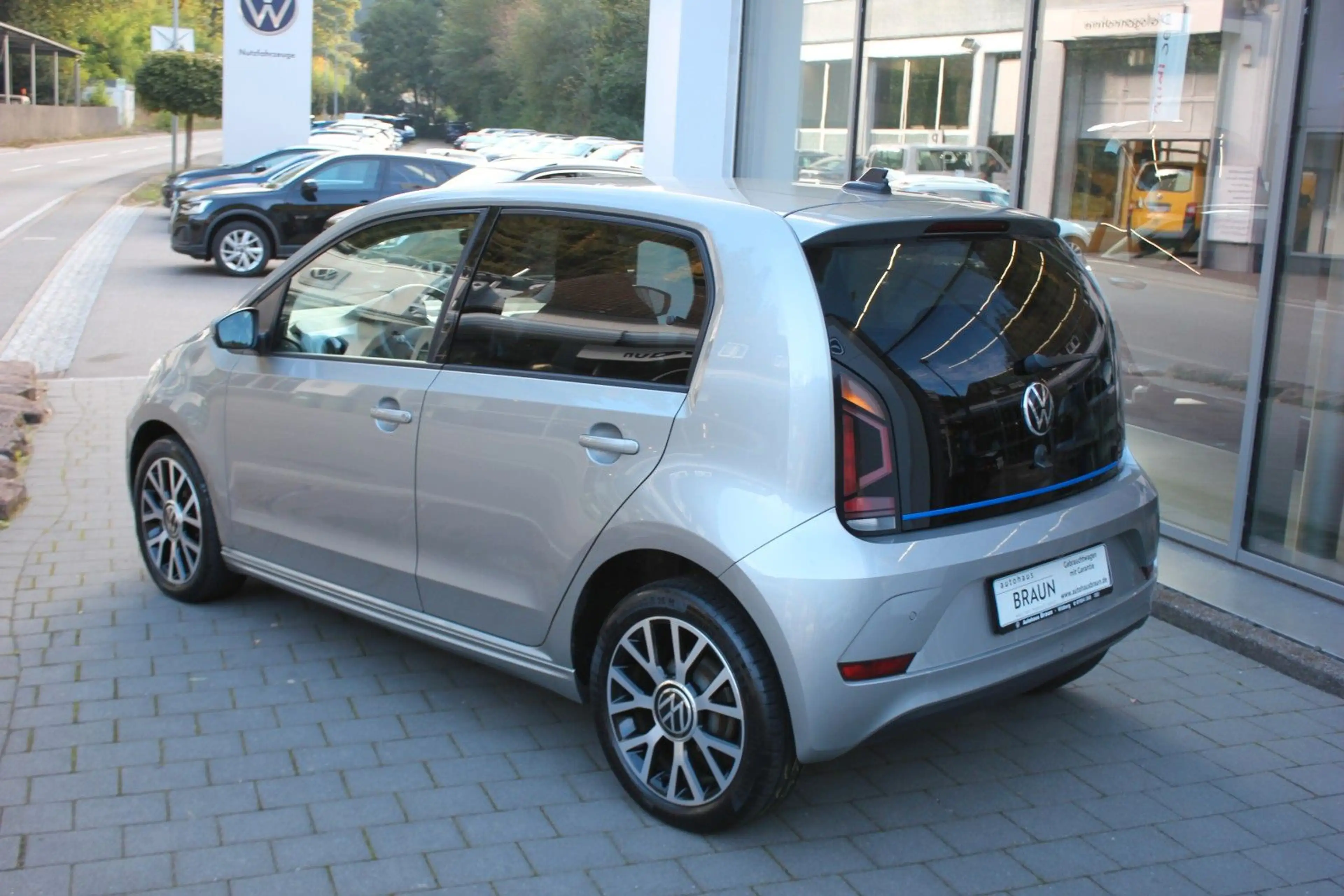 Volkswagen up! e-up! Style Plus 32 kWh Akku inkl. — photo 6