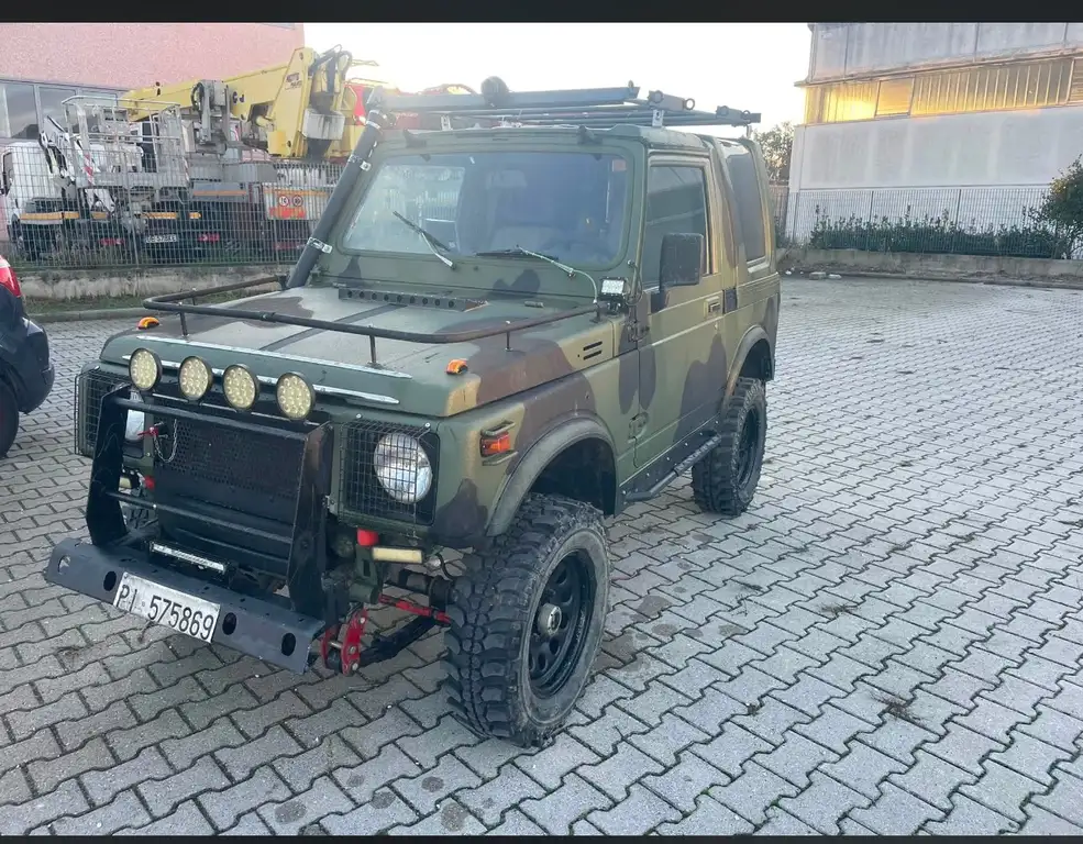 Suzuki SJ 410 1992 из Европы — купить под ключ