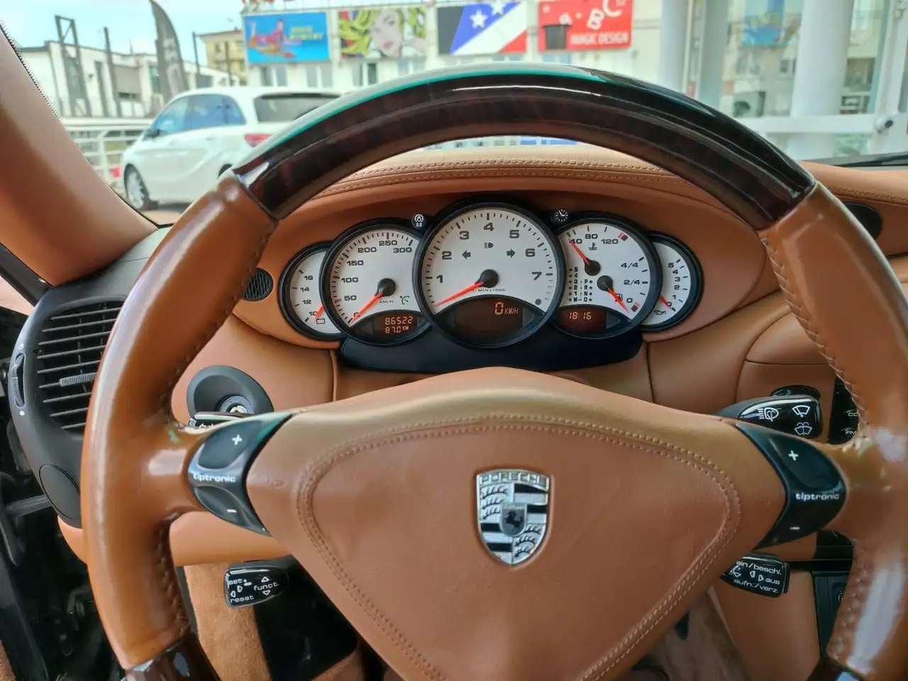 Porsche 996 MILLENNIUM, foto 11