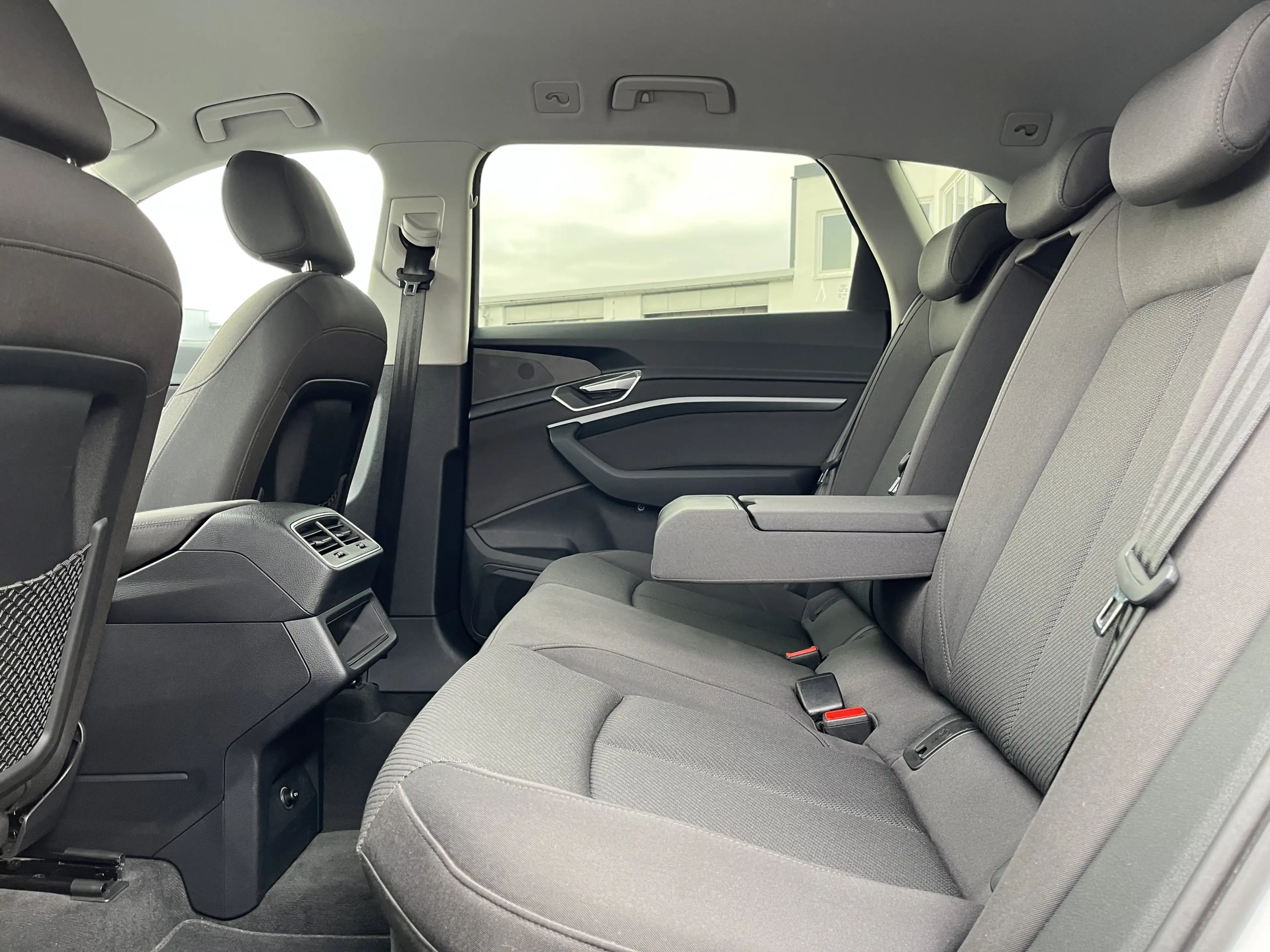 Audi e-tron S-Line 181€ m.20% Anz. 20 Zoll Kamera el.Klappe — photo 15