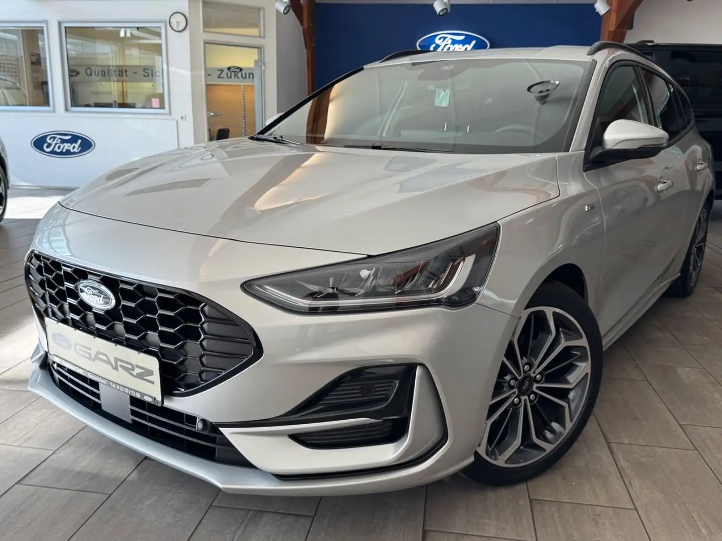 Ford Focus ST-Line X Turnier Automatik *W-Paket*B&O* Argent - 2