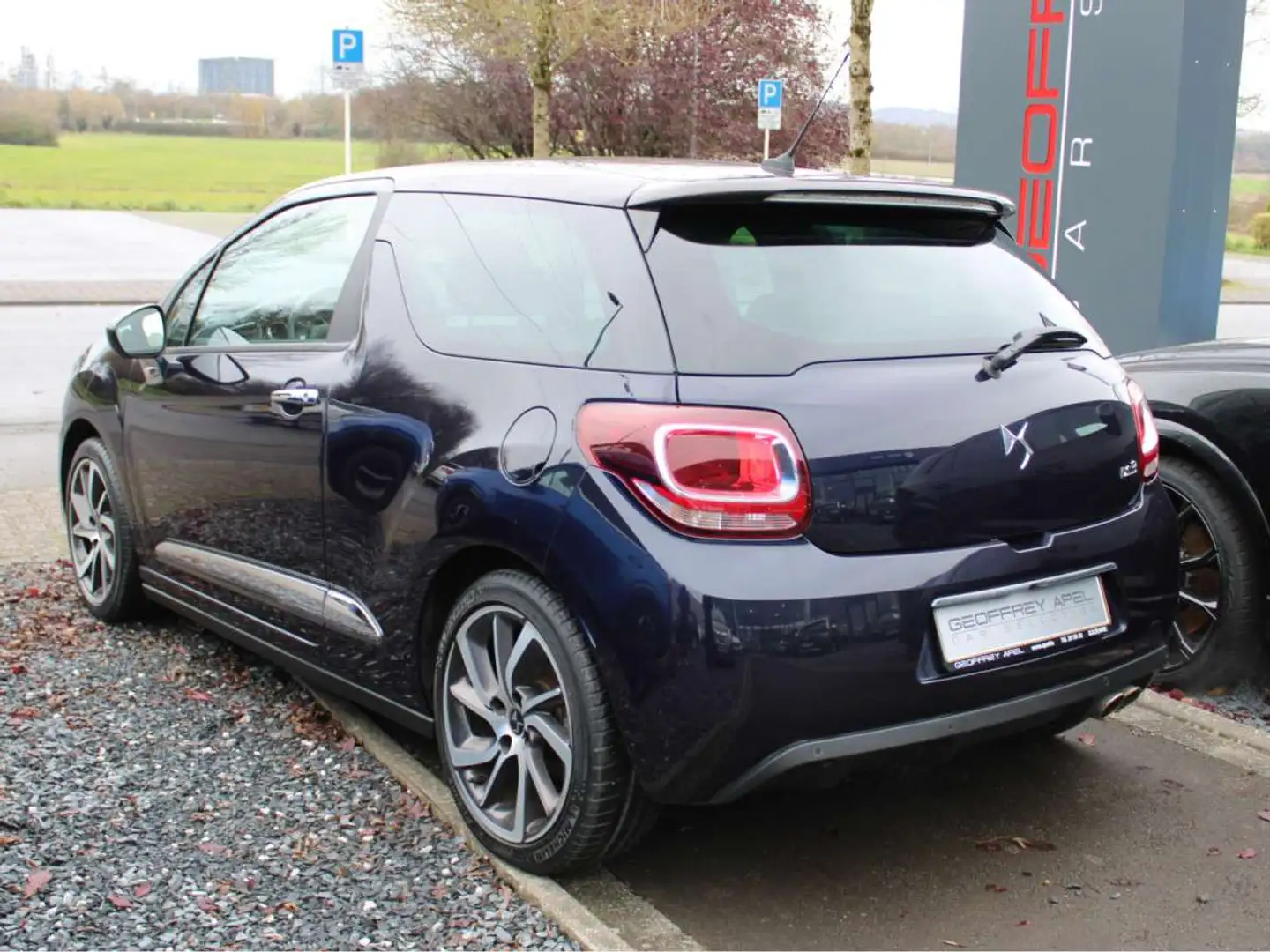 DS Automobiles DS 3 EXECUTIVE EDITION FACELIFT SPORT PAKET CUIR BI-XEN Kék - 2
