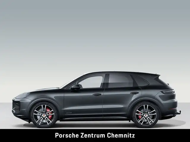 Porsche Cayenne GTS view 2
