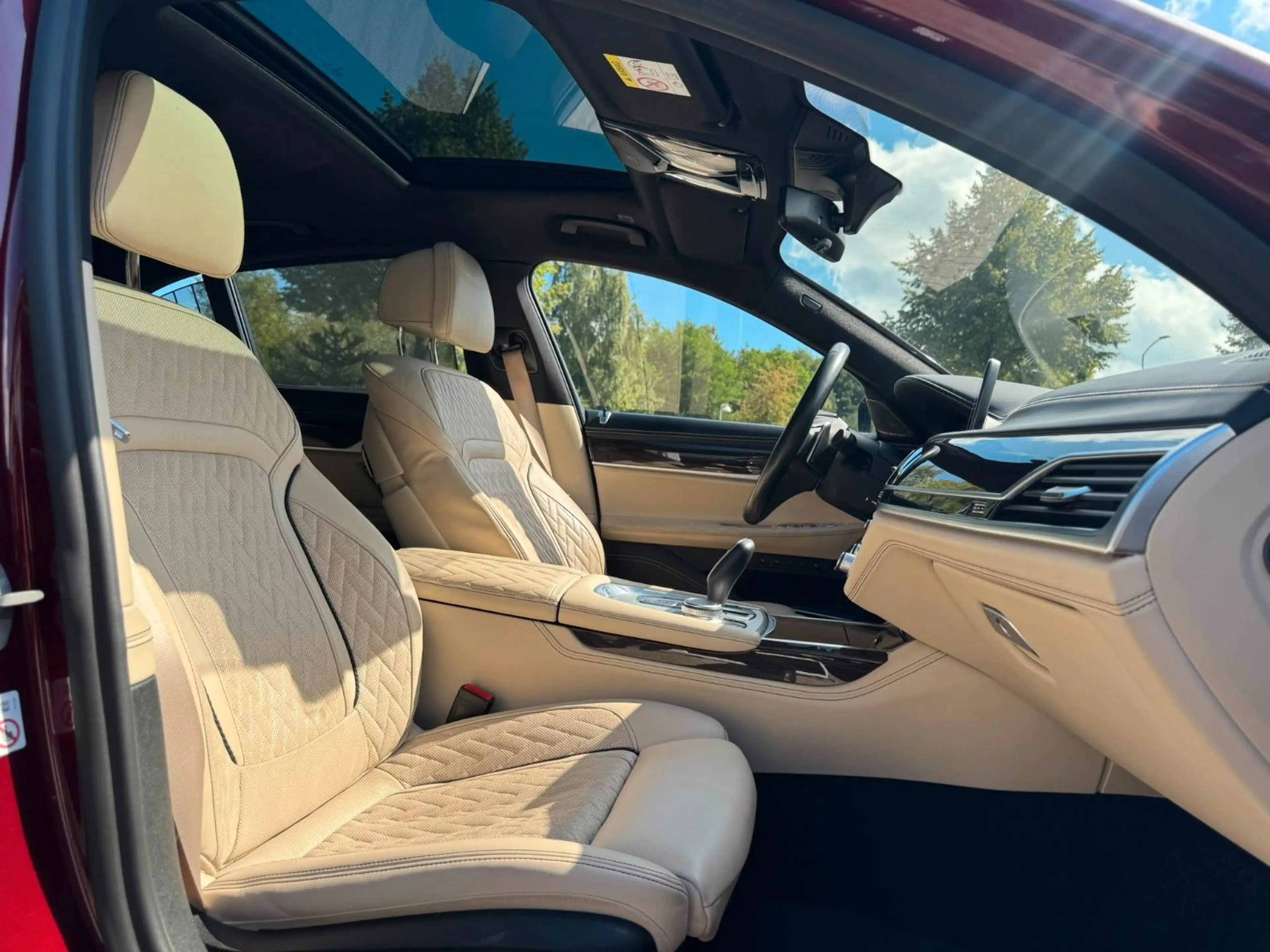 BMW 745 e LASER°INDIVIDUAL°MEMORY°HUD°LEDER°ELSSD°SH! — photo 10