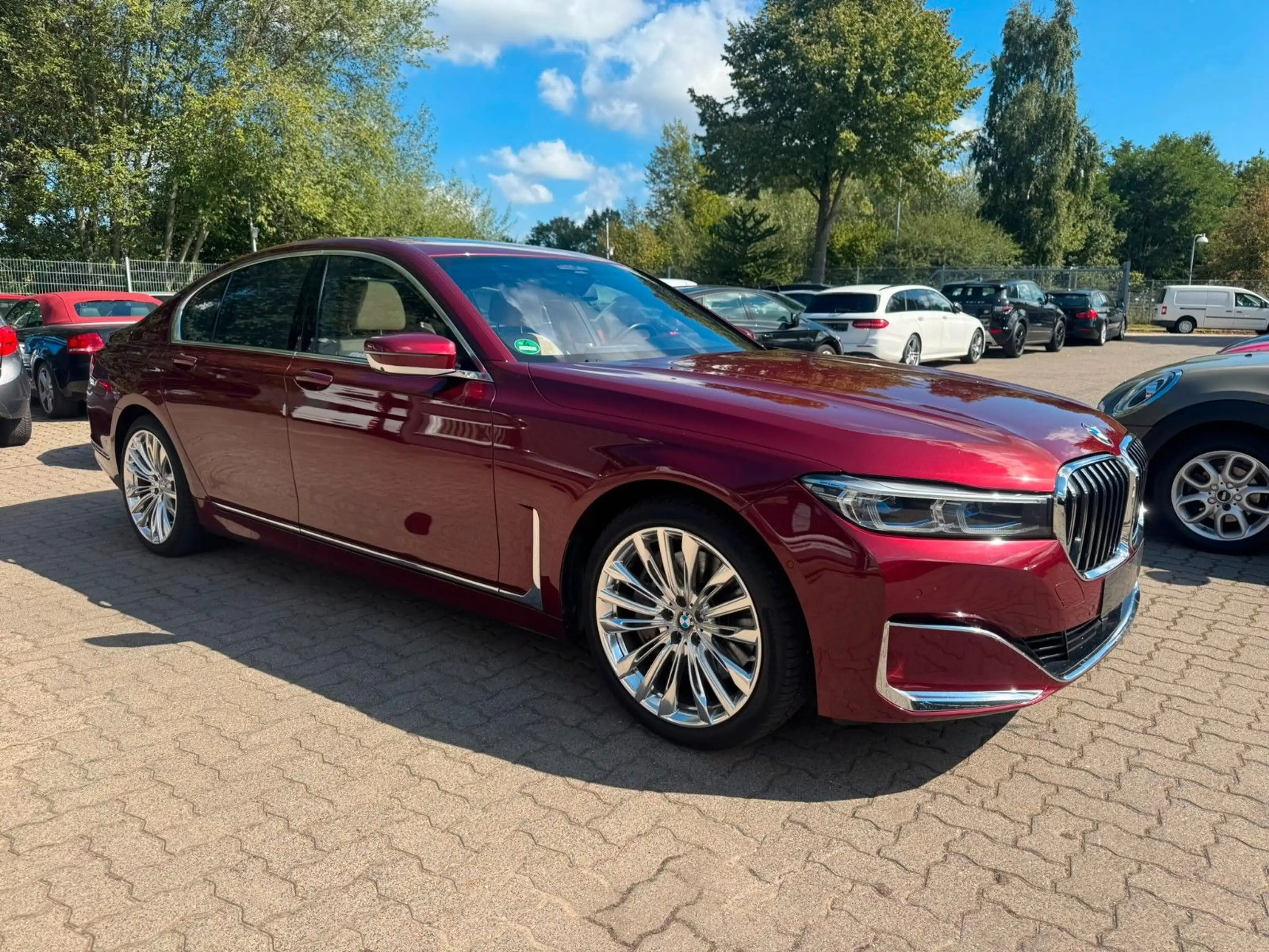 BMW 745 e LASER°INDIVIDUAL°MEMORY°HUD°LEDER°ELSSD°SH! — photo 3