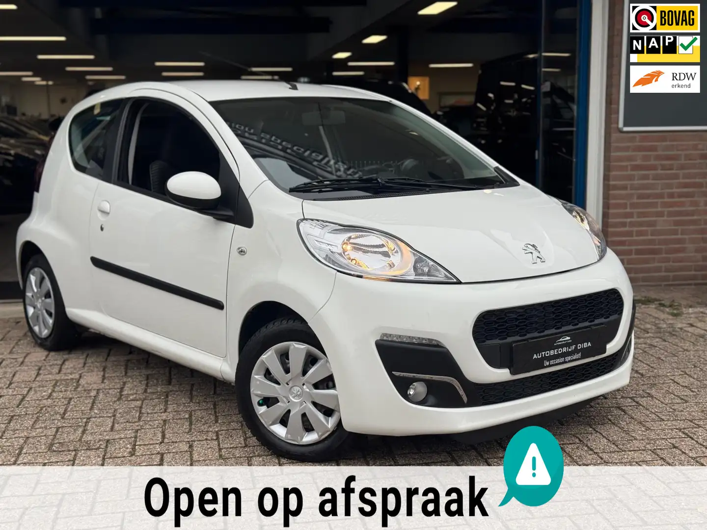 Peugeot 107 1.0 Active 2014 WIT 3drs AUT AIRCO APK NAP! Blanc - 1