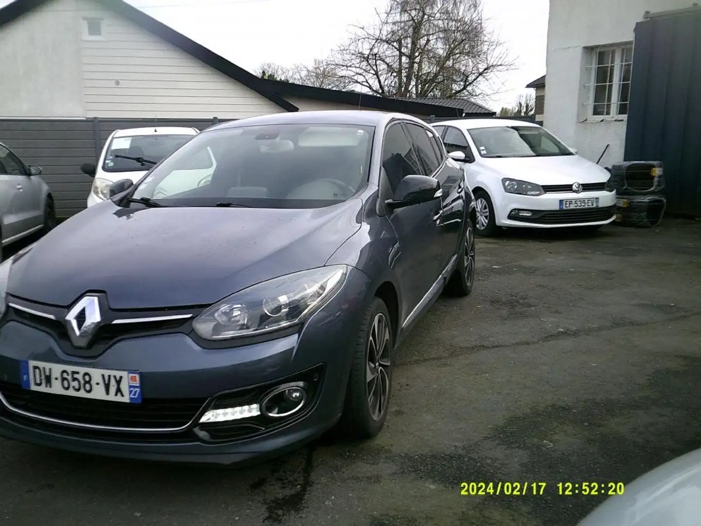 Renault Megane MÉGANE 1.2ltce 130cv energy bose edition (2015) - 2