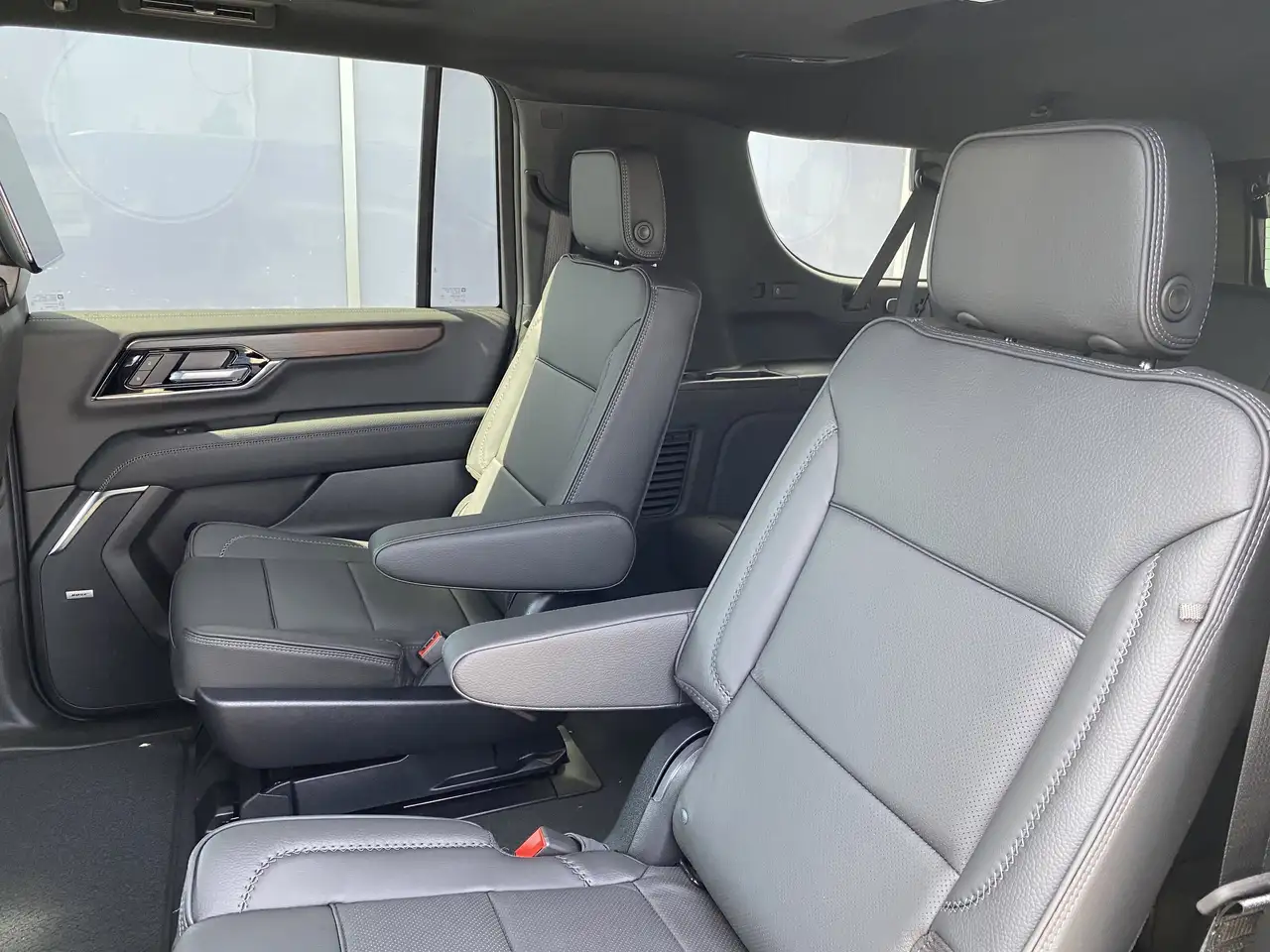 GMC Yukon снимка GMC Yukon