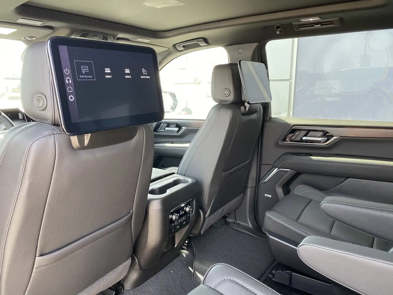 GMC Yukon снимка GMC Yukon