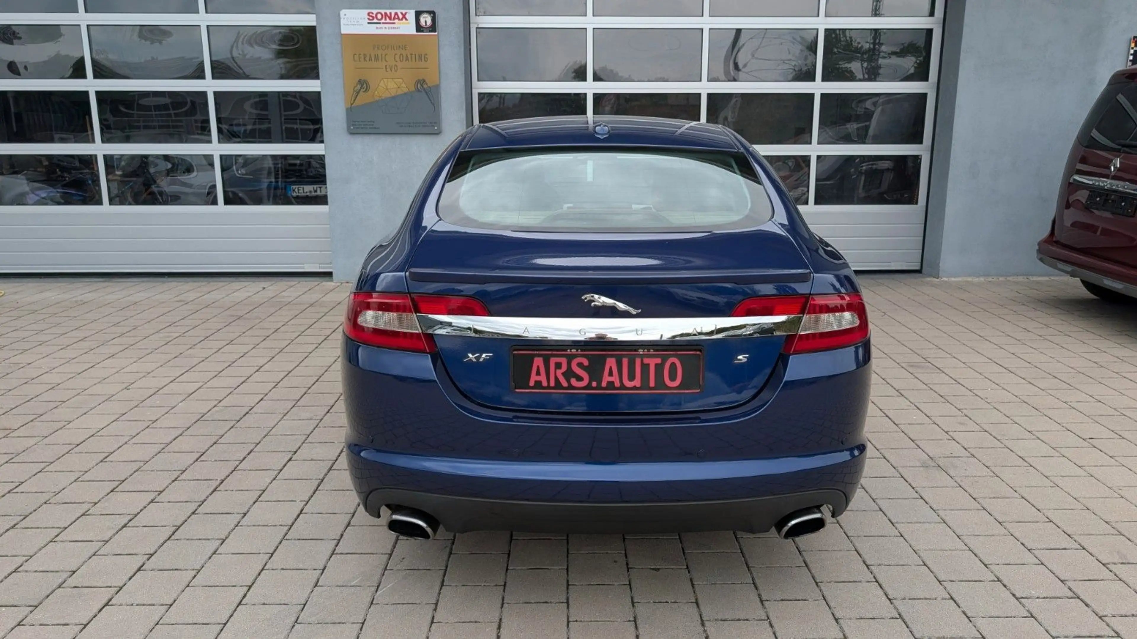 Jaguar XF 3.0 V6 Diesel S Premium Luxury Sitzbelüftung — photo 12