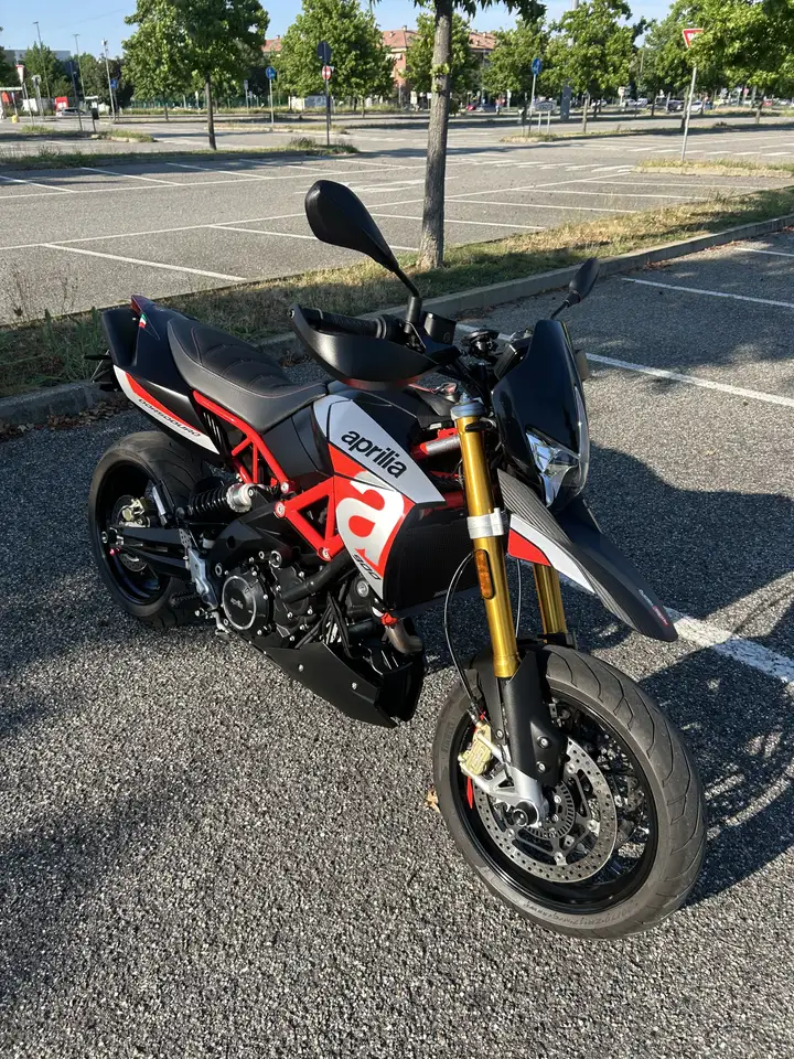 Aprilia Dorsoduro
