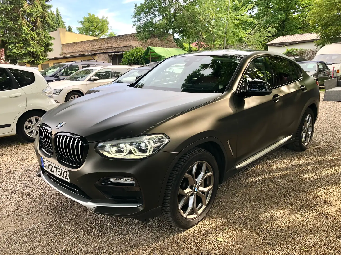 BMW X4 xDrive 30 d xLine Navi LED Leder Head Up 19 Zoll Grau - 1